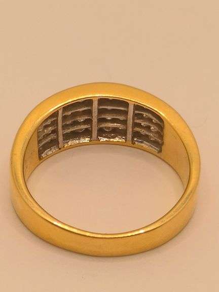A GORGEOUS 14K YELLOW GOLD WEDDING BAND WITH PRINCESS CUT DIAMONDS