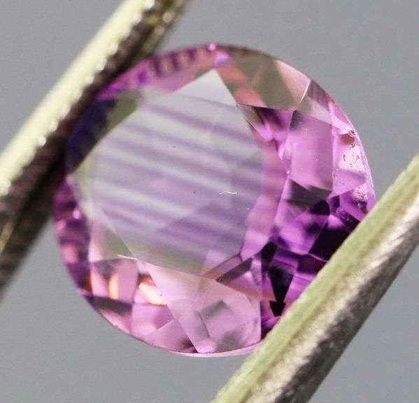 Excellent 1.93ct oval cut Amethyst