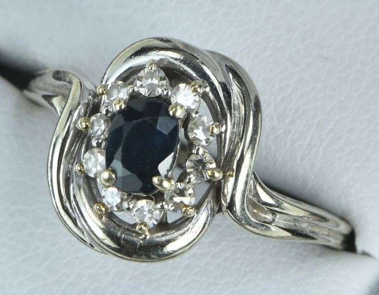 14K White Gold Oval Sapphire Diamond Halo Vintage Ring