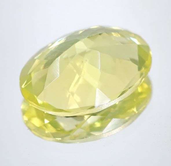 Beautiful 7.67ct light yellow Citrine