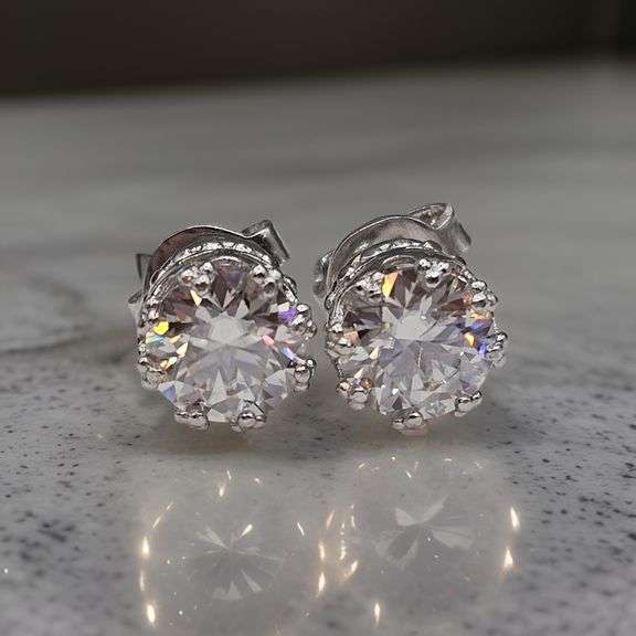 Sparkling 2.04 Ct VVs1 F-G Lab Simulated Diamond Earrings