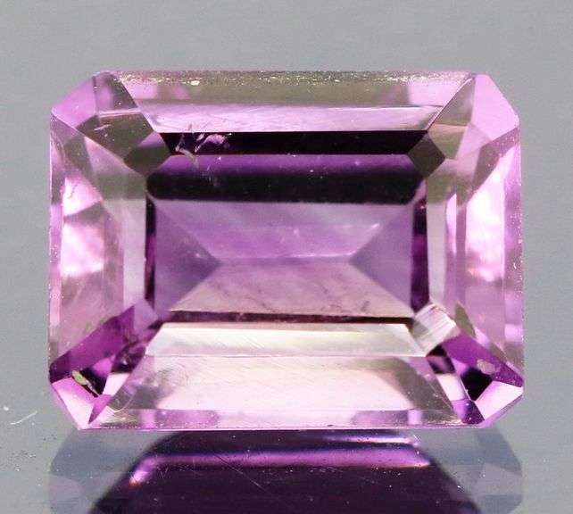 Charming 2.52ct violet Amethyst