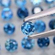 Heated only! 2.29ct blue Sapphire set