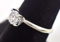 Pretty 10K White Gold Approx. 0.45CTS Solitaire Diamond Ring