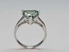 Sparkling 2.25 Ct VVs1 Trillion Cut Emerald Green Moissanite Ring