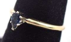 Desirable 14K Yellow Gold Blue Sapphire Gemstone Ring