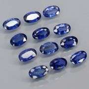 Excellent 3.53ct cornflower blue Sapphire set