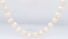 Fresh water white pearl necklace