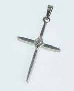 14K White Gold 1950's Diamond Cross Christian Faith Symbol Pendant