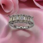 Sparkling 14 Kt White Gold Plate 5.07 Ct VVs1 F-G Simulated Diamond Ring