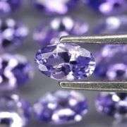 Tremendous 2.82ct unheated Tanzanite set