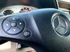 2011 Mercedes-Benz GLK-Class 4MATIC 4dr GLK 350