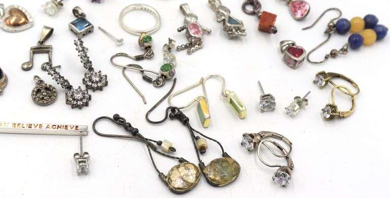 Group lot of vintage 925 sterling silver mixed jewelry