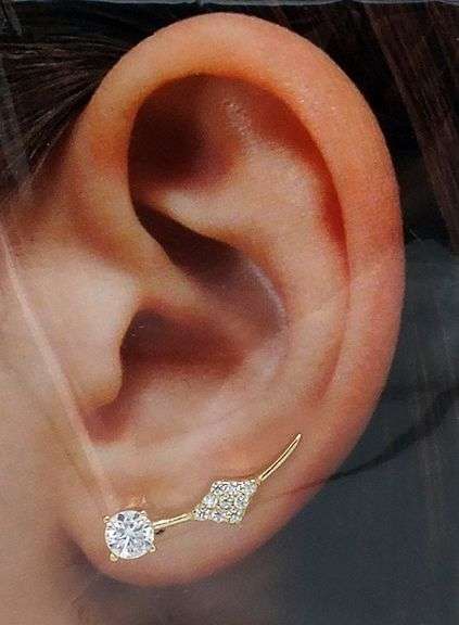 Beautiful 14k Gold and Cubic Zirconia Earrings
