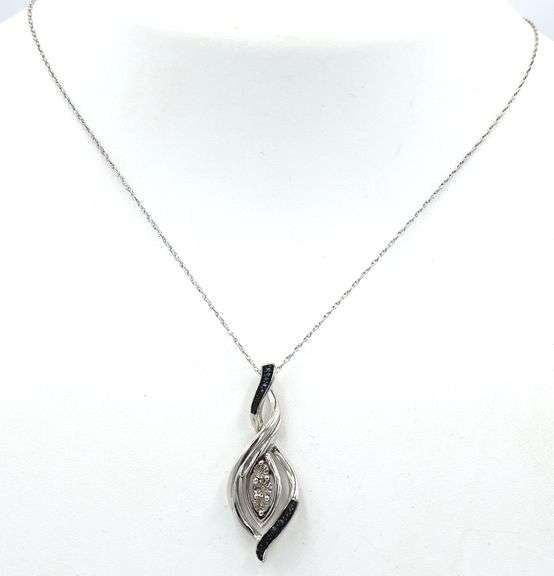 925 Sterling silver crystal pendant on chain necklace