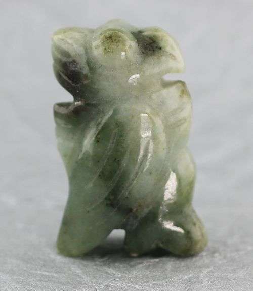 Tremendous 162.98ct Jade falcon carving