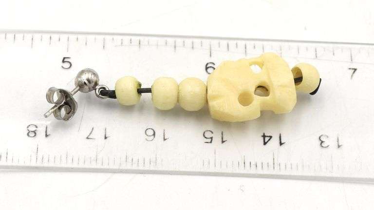 Hand carved elephant pendant necklace boho tribal