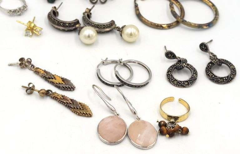 Group lot of Vintage 925 sterling silver earrings and rings