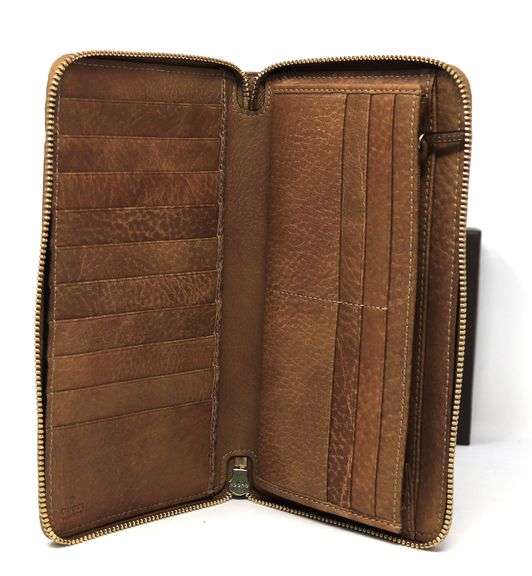 Gucci Continental wallet