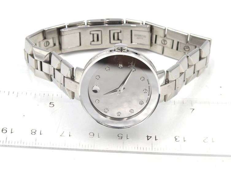 Movado Sapphire Mirror diamond 28mm quartz watch