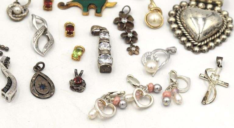 Group lot of vintage 925 sterling silver pendants