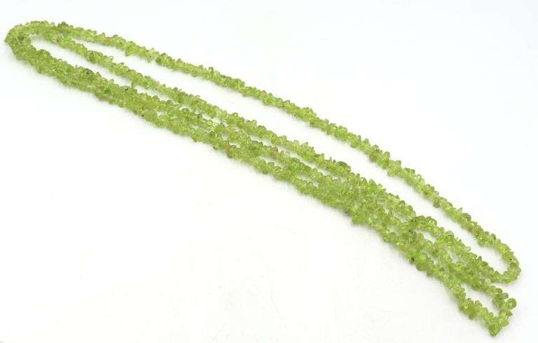 Group lot of 4 Peridot chip beads necklaces