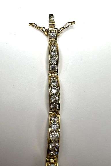 Dazzling 14 Kt 15.3 Grams Yellow Gold Plated Tennis Bracelet