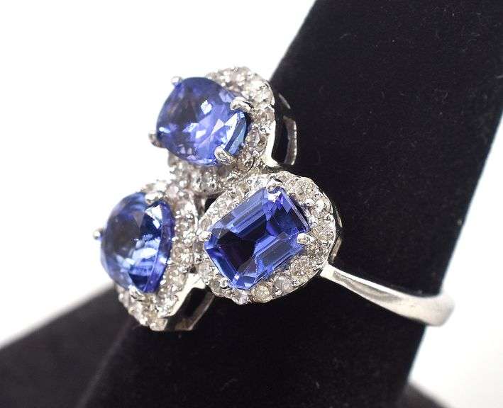Jaw Dropping Very Rare Brand New European 4.00CTW Trillion, Oval, & Emerald-Cut Tanzanite Gemstone &