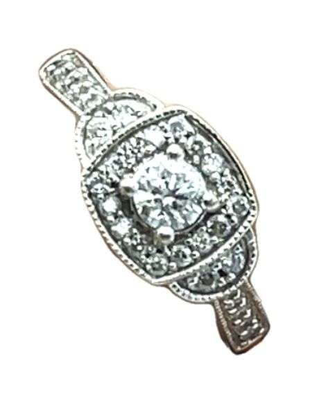 14K White Gold Diamond Ring