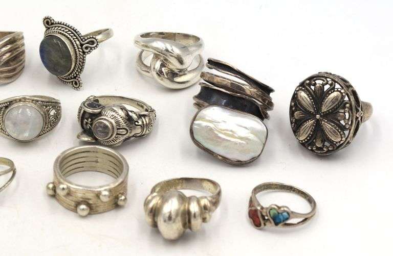 Group lot of Vintage 925 sterling silver rings