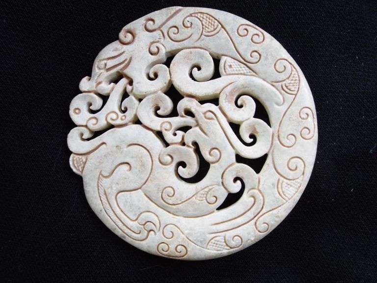 Vintage Jade Amulet/Pendant DOUBLE DRAGON