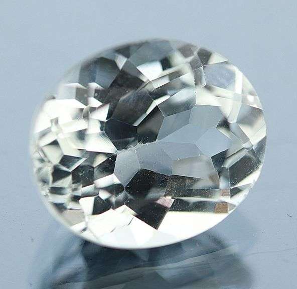 Diamond white 5ct untreated Brazilian Topaz