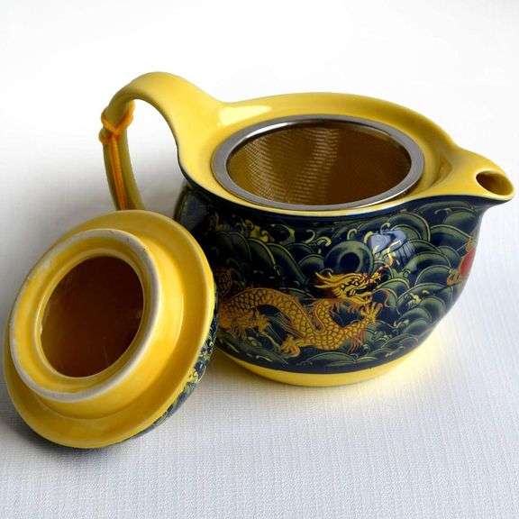 Porcelain Teapot with Chinese Dragon Waves Pattern