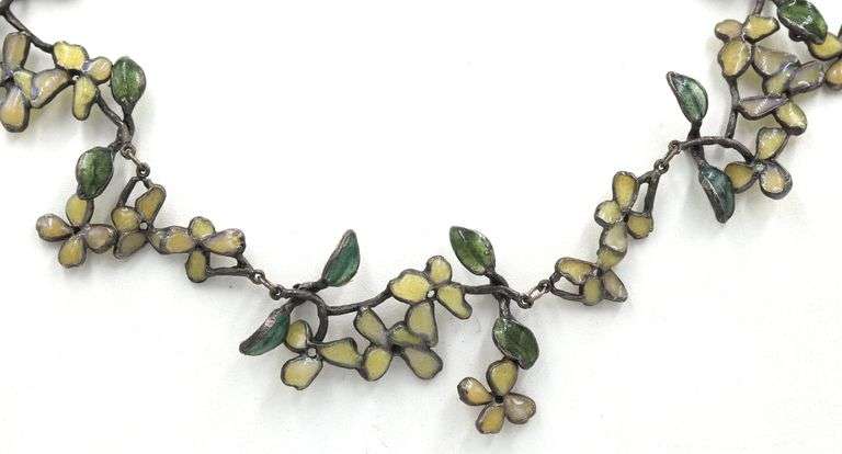 Vintage 925 sterling silver Enamel flower style link necklace