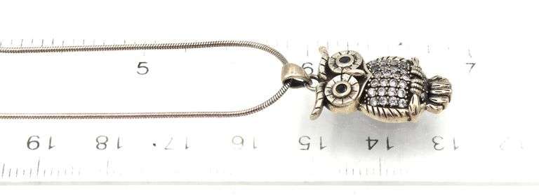 Group lot of  vintage 925 sterling silver necklaces