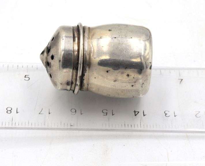2 Pairs of sterling silver salt and papper shaker