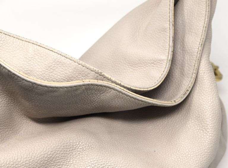Bally off white leather shoulder bag