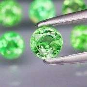 Tremendous 2.06ct untreated spring green Tsavorite set