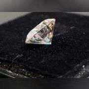 Huge 10.05 Ct Sparkling VVs1 I-J Simulated Diamond Solitaire