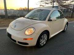 2009 Volkswagen New Beetle Coupe 2dr Auto S