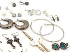 Group lot of Vintage 925 sterling silver earrings