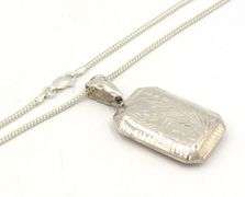 Vintage 925 sterling silver locket pendant on Italian chain necklace