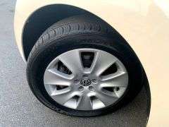 2009 Volkswagen New Beetle Coupe 2dr Auto S
