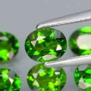 Top forest green 2.37ct Chrome Diopside set