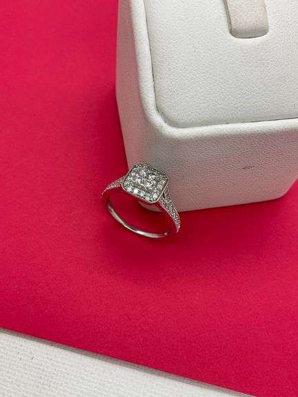 CERTIFIED BRAND NEW 14K WHITE GOLD DIAMOND RING