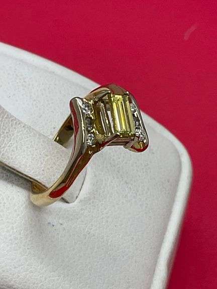 CERTIFIED 14K YELLOW GOLD DIAMOND RING