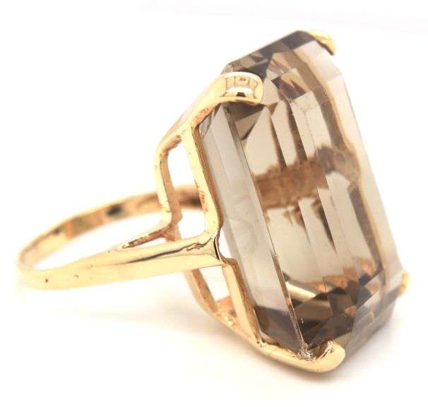 14kt Yellow gold pearl earrings and Smokey quartz ring