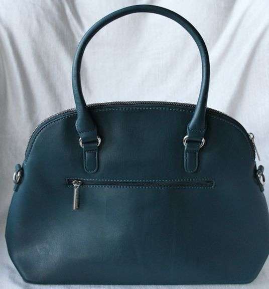 Timeless Stylish Designer Style Hand Bag