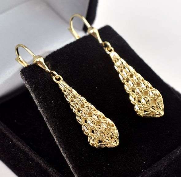 Dazzling 14K Yellow Gold Earrings