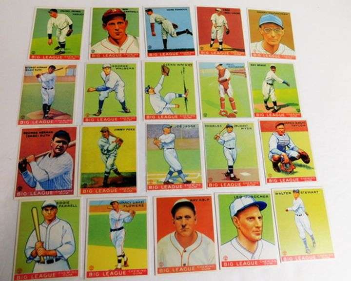 Lot of 20 Goudey Gum Baseball Greats Reprints